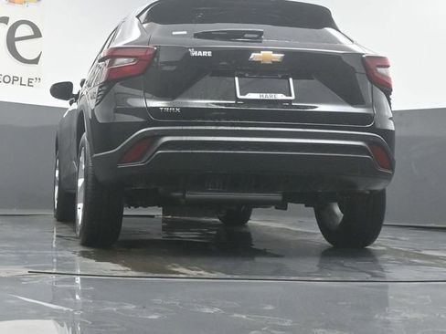 New 2026 Chevrolet Trax LS image 32