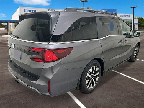 New 2026 Honda Odyssey EX-L image 5