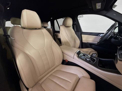 Used 2022 BMW X5 xDrive40i w/ Premium Package image 29