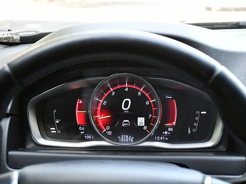 Used 2016 Volvo XC70 T5 Platinum AWD/4WD image 21