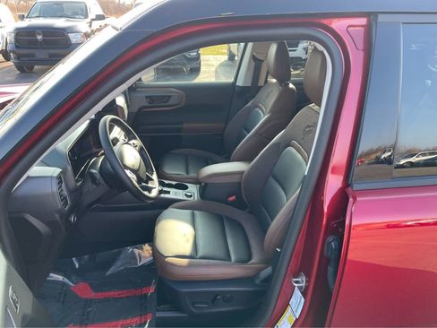 Used 2025 Ford Bronco Sport Outer Banks w/ Outer Banks Tech Package+ AWD/4WD image 12
