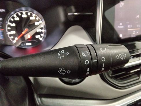 Used 2022 Jeep Compass Limited image 19