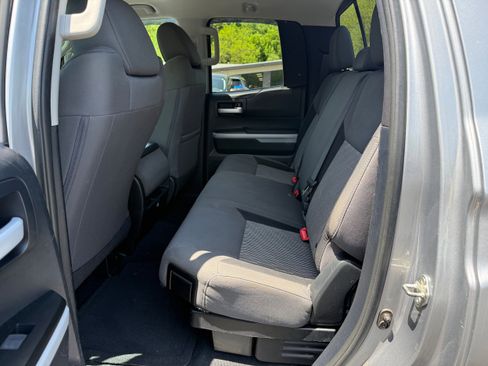 Used 2015 Toyota Tundra SR5 AWD/4WD image 7