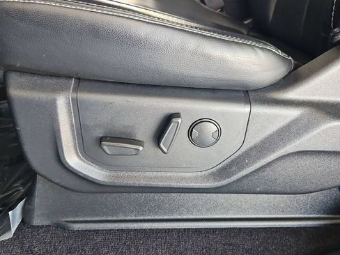 Used 2020 Ford F150 Lariat w/ Equipment Group 502A Luxury AWD/4WD image 23
