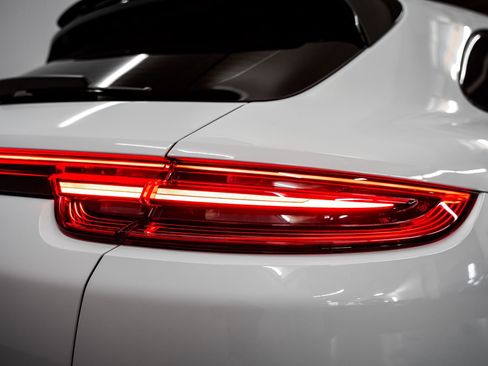 Used 2018 Porsche Panamera Turbo Sport Turismo AWD/4WD image 44