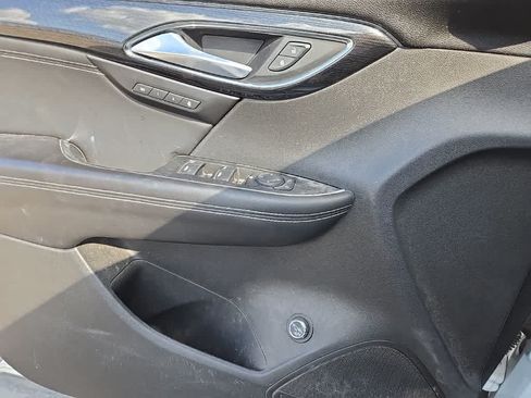 Used 2021 Buick Envision Essence w/ Sport Touring Package FWD image 9