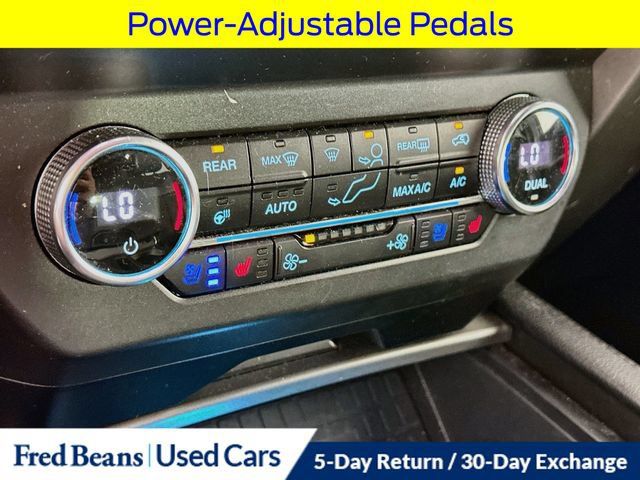 Used 2019 Ford Expedition XLT w/ Equipment Group 202A AWD/4WD image 20