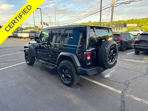 Used 2021 Jeep Wrangler Unlimited Sport AWD/4WD image 9