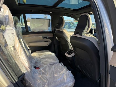 New 2026 Volvo XC90 B6 Plus w/ Protection Package image 5