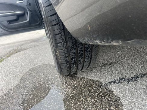 Used 2018 Dodge Charger GT image 12