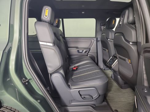 Used 2022 Rivian R1S Launch Edition AWD/4WD image 23