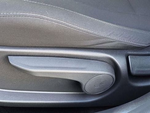 Used 2023 Hyundai Elantra SEL image 14