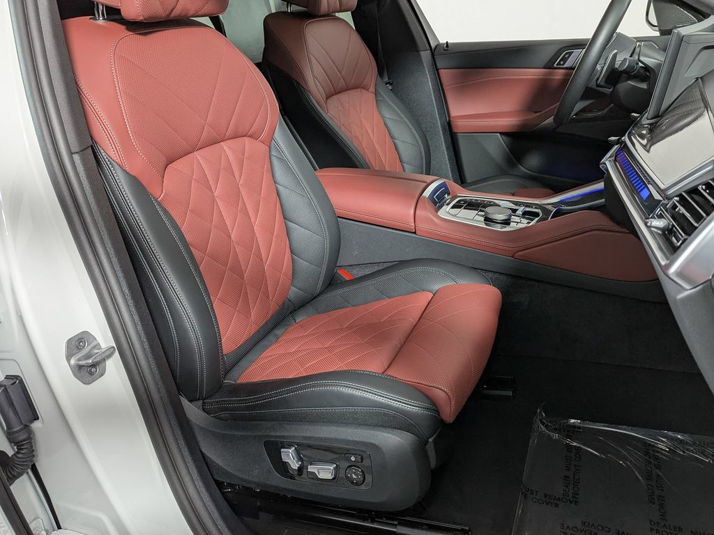 Used 2026 BMW X6 M60i AWD/4WD image 28