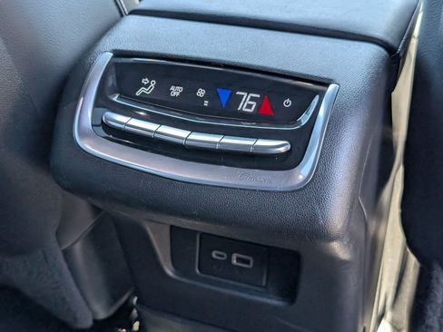 Used 2024 Cadillac XT6 Luxury w/ LPO, Floor Liner Package AWD/4WD image 31