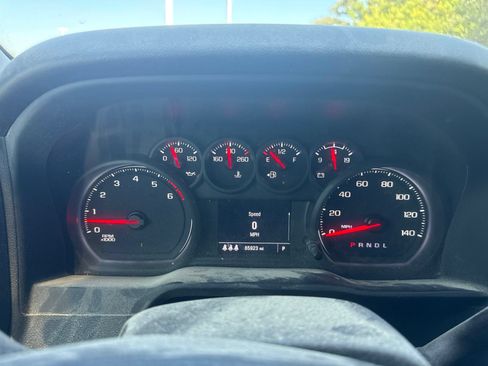 Used 2024 Chevrolet Silverado 2500 Custom w/ Custom Convenience Package AWD/4WD image 5