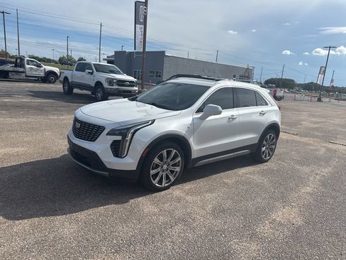 Used 2019 Cadillac XT4 Premium Luxury w/ Driver Assist Package FWD image 7