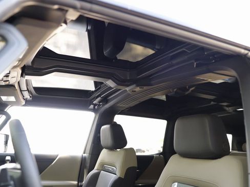 New 2026 GMC Hummer EV SUV image 27