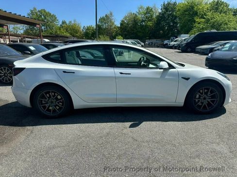 Used 2023 Tesla Model 3 Standard Range RWD image 10
