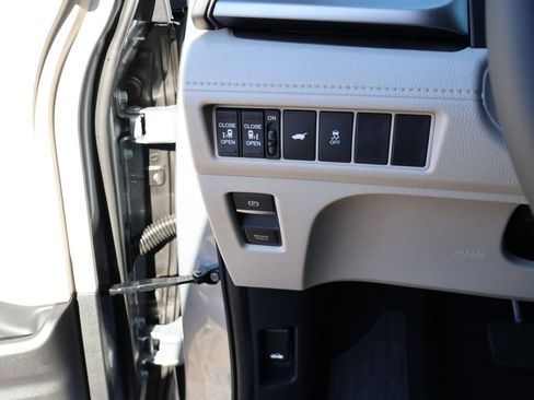 New 2026 Honda Odyssey EX-L image 23