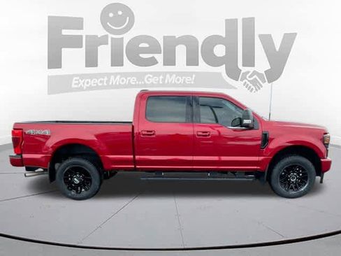 Used 2022 Ford F250 Lariat w/ Black Appearance Package image 4