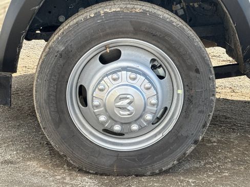 New 2026 RAM 5500 Tradesman w/ Chrome Appearance Group image 22