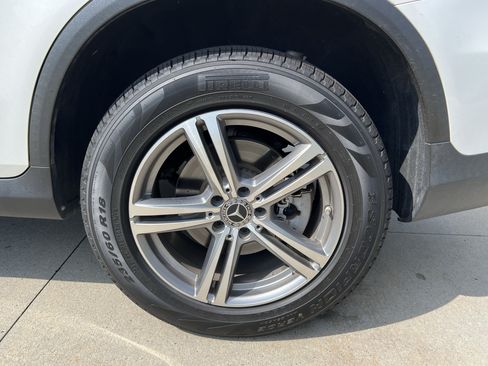 Certified 2022 Mercedes-Benz GLC 300 image 13