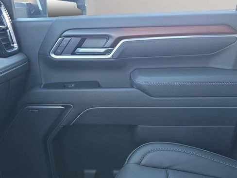 New 2025 GMC Sierra 2500 Denali w/ Denali Reserve Package image 19