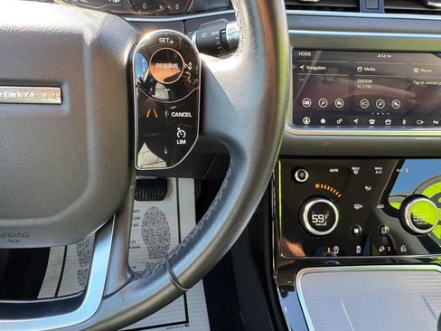 Used 2020 Land Rover Range Rover Evoque S AWD/4WD image 28