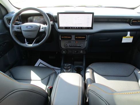 Used 2025 Ford Maverick Tremor AWD/4WD image 24