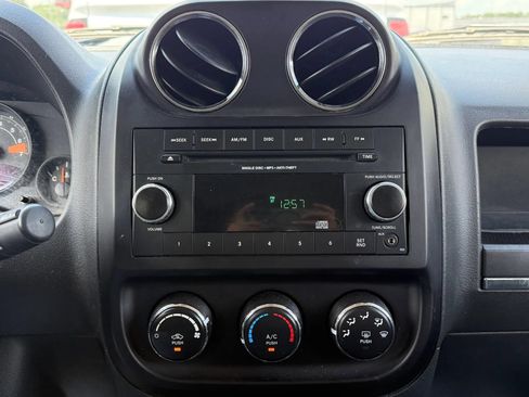 Used 2014 Jeep Patriot Sport w/ Power Value Group FWD image 25