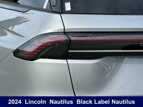 Used 2024 Lincoln Nautilus Black Label w/ Jet Appearance Package (87T) AWD/4WD image 35