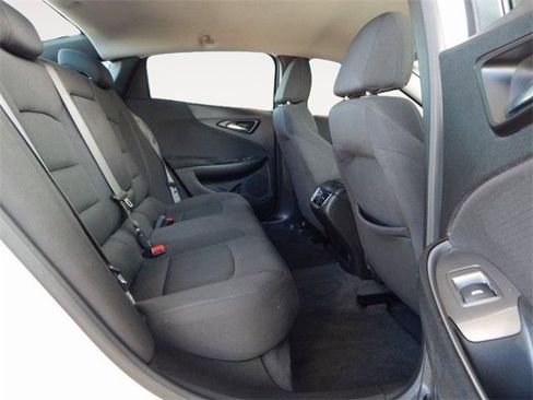 Used 2024 Chevrolet Malibu LT image 13