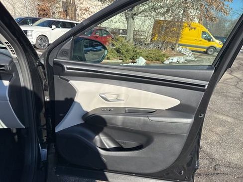 Certified 2024 Hyundai Tucson SE image 34