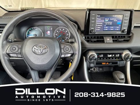 Used 2022 Toyota RAV4 LE AWD/4WD image 16