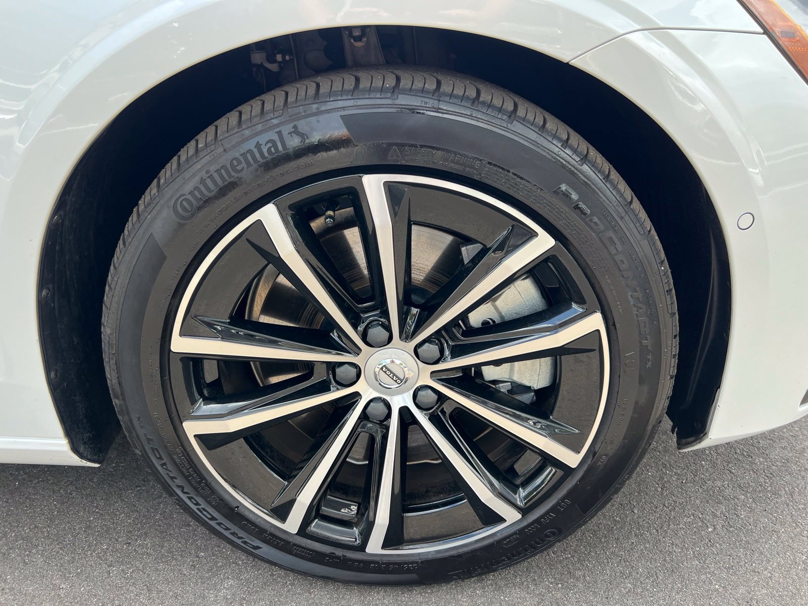 Used 2023 Volvo S60 T8 Plus AWD/4WD image 13