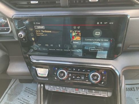 Used 2023 GMC Sierra 1500 AT4 w/ AT4 Premium Package AWD/4WD image 22