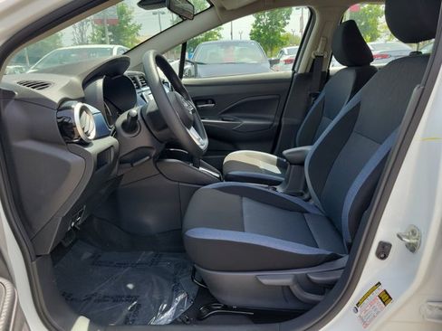 Used 2025 Nissan Versa SV w/ Trunk Package FWD image 15