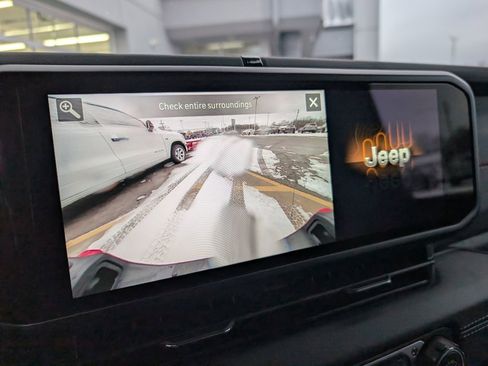 New 2026 Jeep Gladiator Rubicon w/ Steel Power Dome Hood Package AWD/4WD image 27