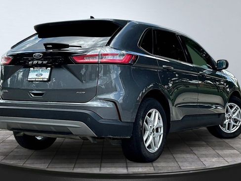 Used 2024 Ford Edge SEL AWD/4WD image 6