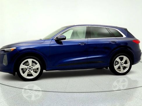 Used 2025 Audi Q5 Prestige AWD/4WD image 8
