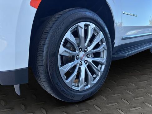 Used 2023 GMC Yukon Denali image 52