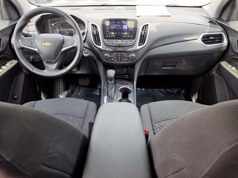 Used 2024 Chevrolet Equinox LT AWD/4WD image 15
