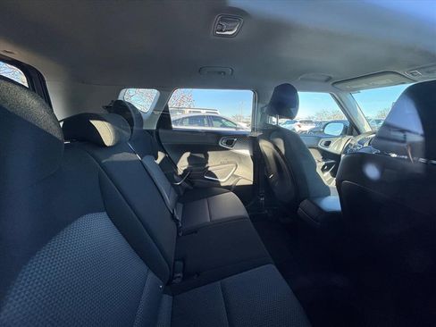 Certified 2022 Kia Soul LX w/ Technology Package image 4