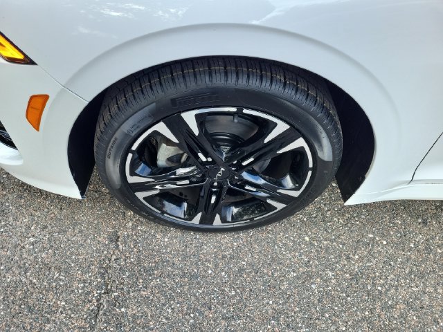 Used 2024 Kia K5 GT-Line w/ GT-Line Premium Package FWD image 6