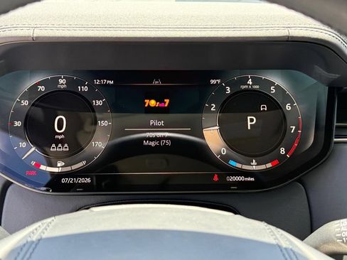 Used 2024 Land Rover Range Rover SE AWD/4WD image 25