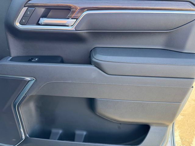 Used 2026 Chevrolet Silverado 1500 LT RWD image 7