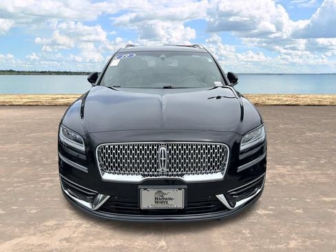 Used 2019 Lincoln Nautilus Reserve FWD image 2
