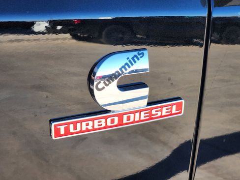 New 2026 RAM 2500 Limited AWD/4WD image 11