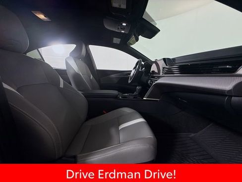 Certified 2025 Toyota Camry SE w/ Convenience Package image 25