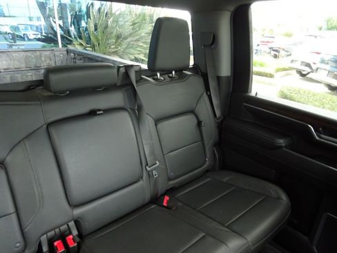 Certified 2024 GMC Sierra 2500 SLT AWD/4WD image 22